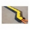 Angle droit Passe cable 2 canaux Noir et Jaune