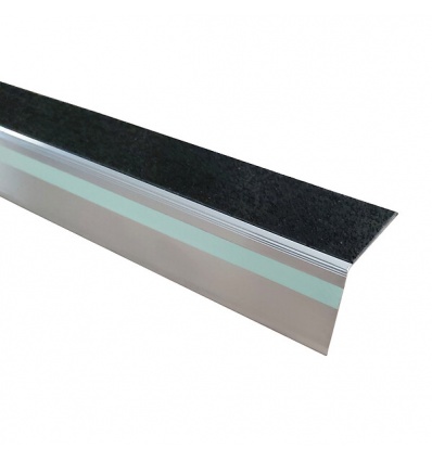 Nez de marche extérieur aluminium 60x46 mm antidérapant 50x1500 mm noir