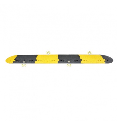 Ralentisseur caoutchouc FAST50 noirjaune 1 passage de câble Ø27 LED solaire et fixations long 5mx430xH50mm